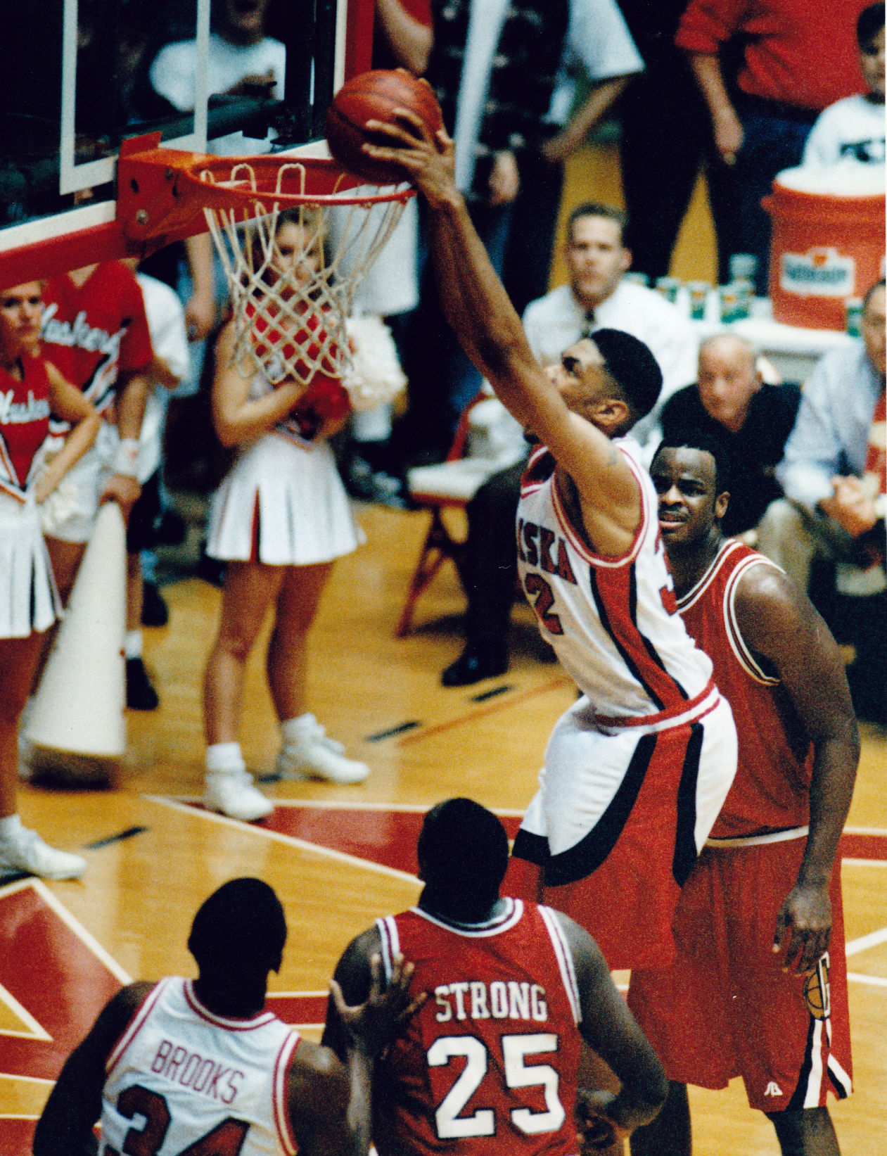 1995: Nebraska 69, Georgia 61